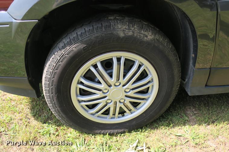 image for item DE3718 2004 Buick Rendezvous CX SUV