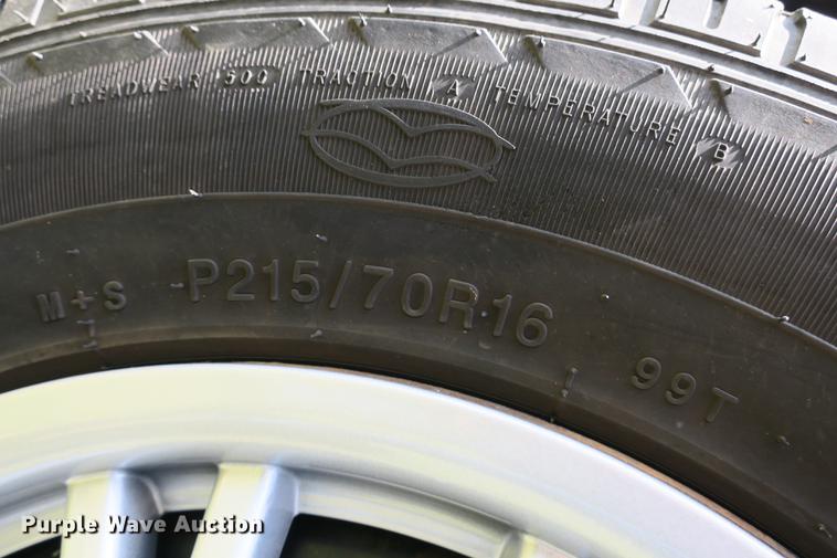 image for item DE3718 2004 Buick Rendezvous CX SUV