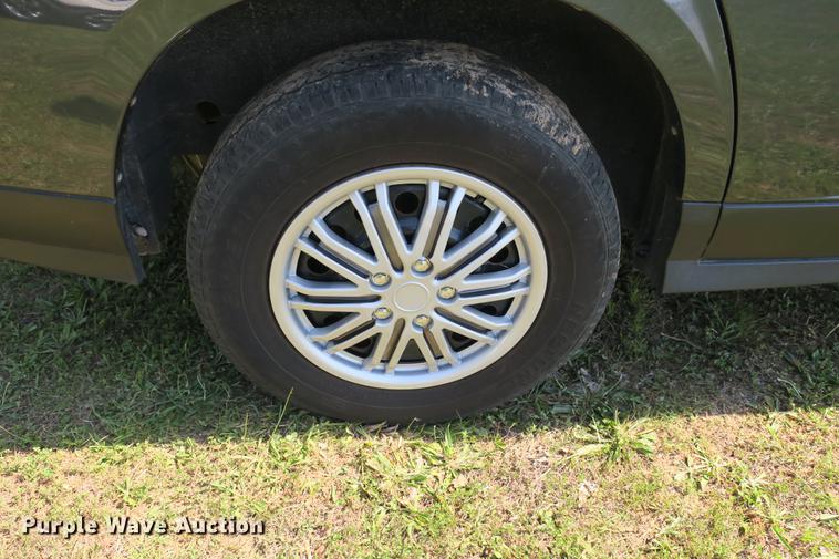 image for item DE3718 2004 Buick Rendezvous CX SUV