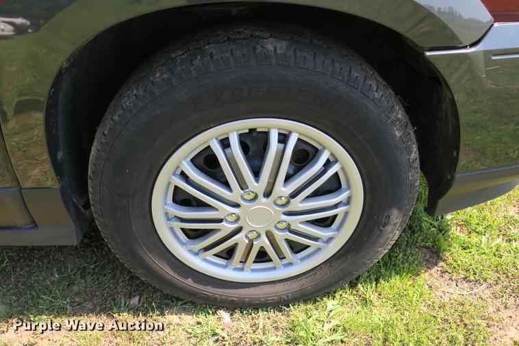 image for item DE3718 2004 Buick Rendezvous CX SUV