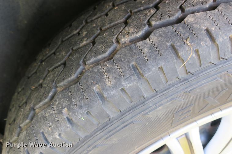 image for item DE3718 2004 Buick Rendezvous CX SUV