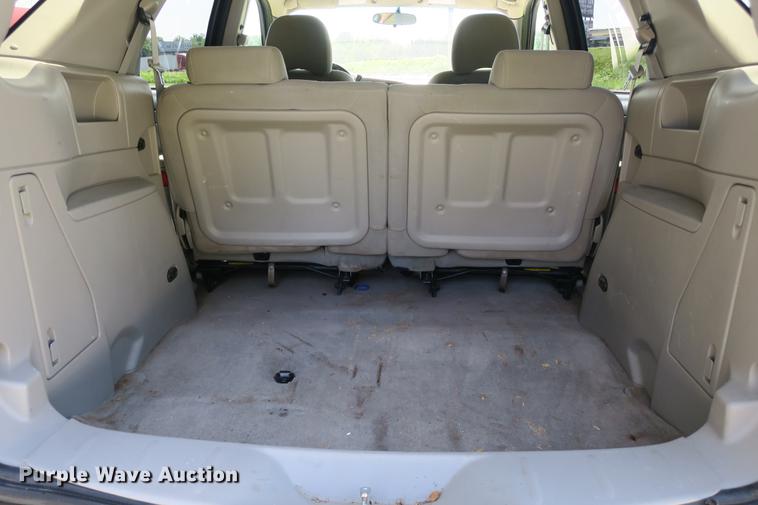 image for item DE3718 2004 Buick Rendezvous CX SUV