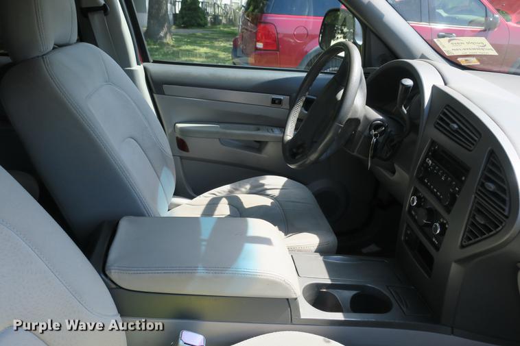 image for item DE3718 2004 Buick Rendezvous CX SUV