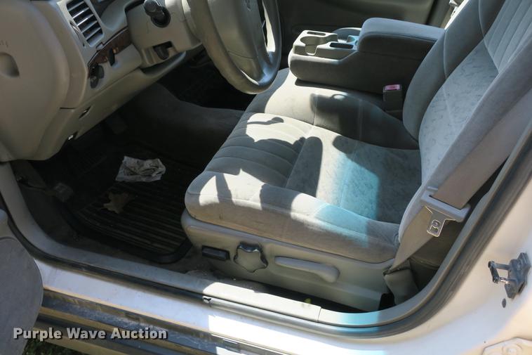 image for item DE3719 2003 Chevrolet Impala