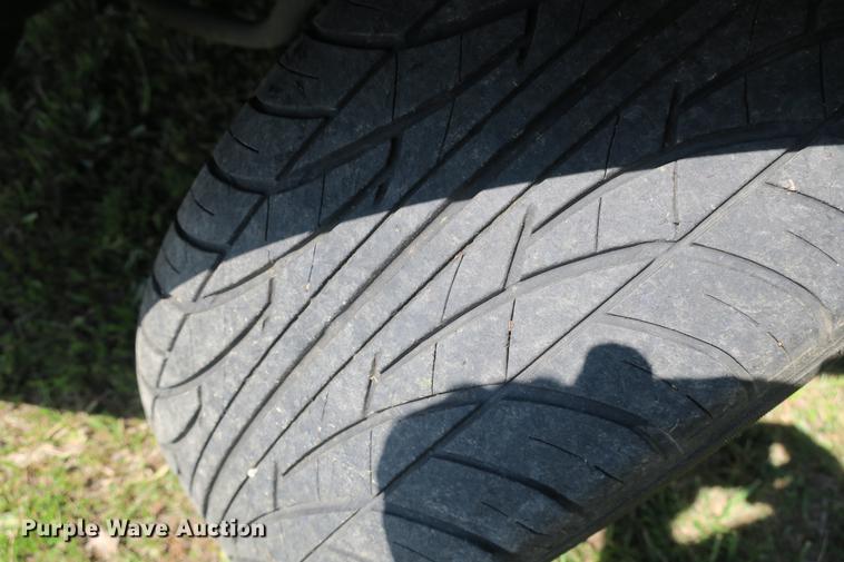 image for item DE3720 2001 Ford Crown Victoria LX