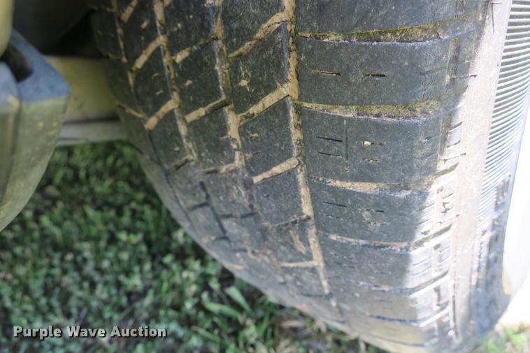 image for item DE3720 2001 Ford Crown Victoria LX