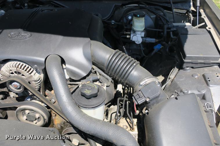 image for item DE3720 2001 Ford Crown Victoria LX