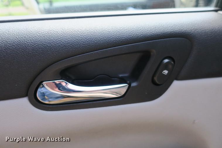 image for item DE3722 2006 Chevrolet Impala LS