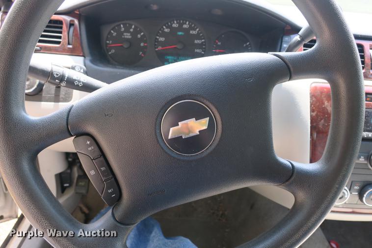 image for item DE3722 2006 Chevrolet Impala LS