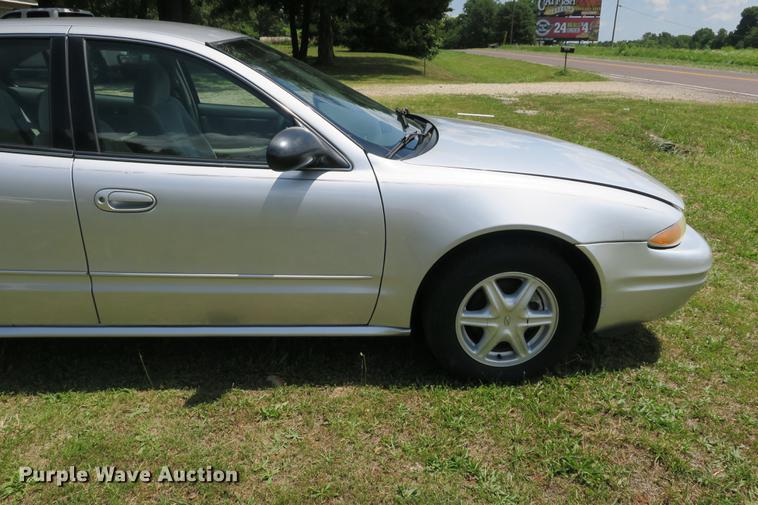 image for item DE3723 2004 Oldsmobile Alero