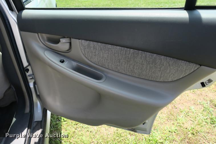 image for item DE3723 2004 Oldsmobile Alero