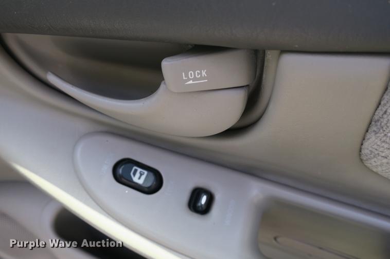 image for item DE3723 2004 Oldsmobile Alero