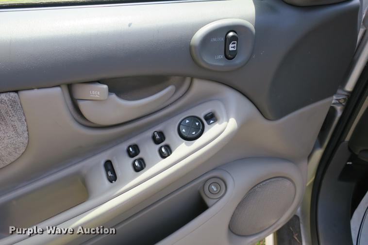 image for item DE3723 2004 Oldsmobile Alero