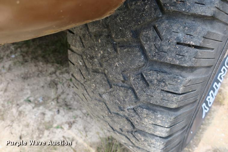 image for item DE3726 1973 Ford Bronco SUV