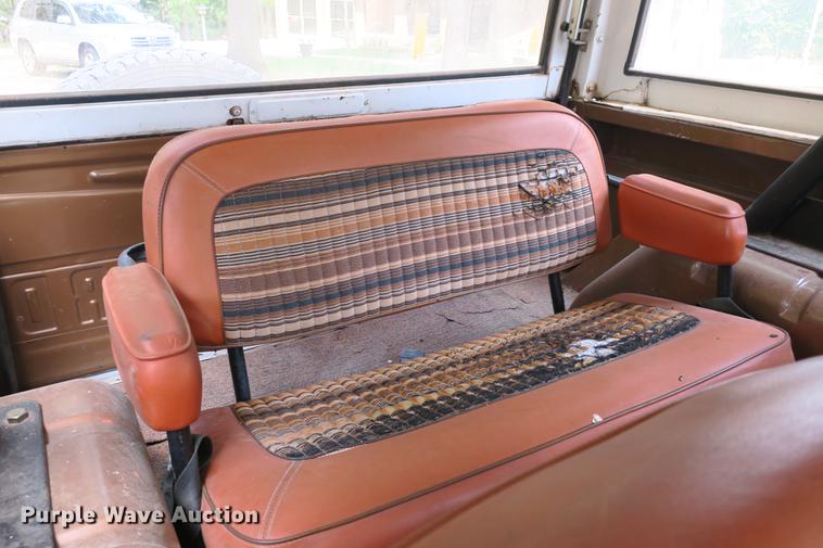 image for item DE3726 1973 Ford Bronco SUV