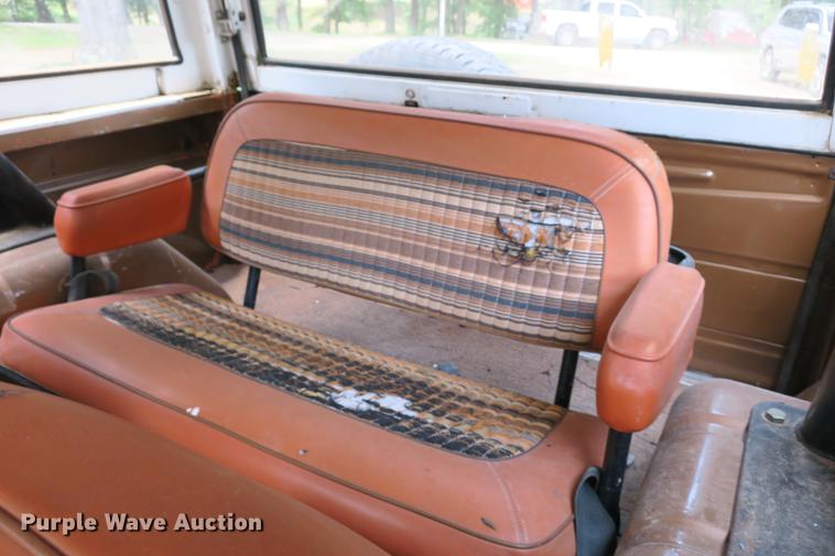 image for item DE3726 1973 Ford Bronco SUV