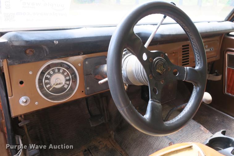 image for item DE3726 1973 Ford Bronco SUV