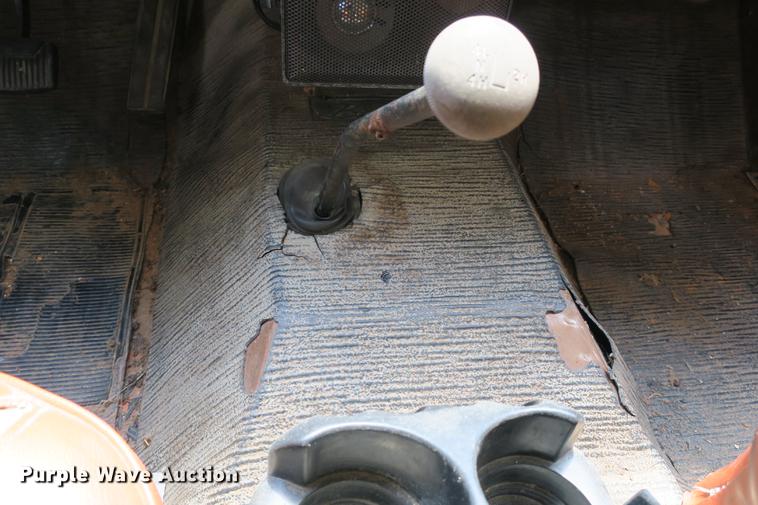 image for item DE3726 1973 Ford Bronco SUV