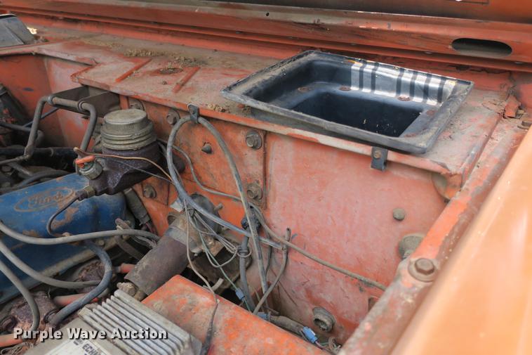 image for item DE3726 1973 Ford Bronco SUV