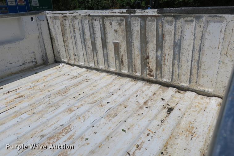 image for item DE3749 2006 Chevrolet Silverado 2500HD pickup truck