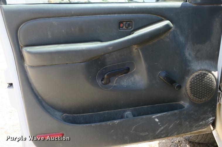 image for item DE3749 2006 Chevrolet Silverado 2500HD pickup truck