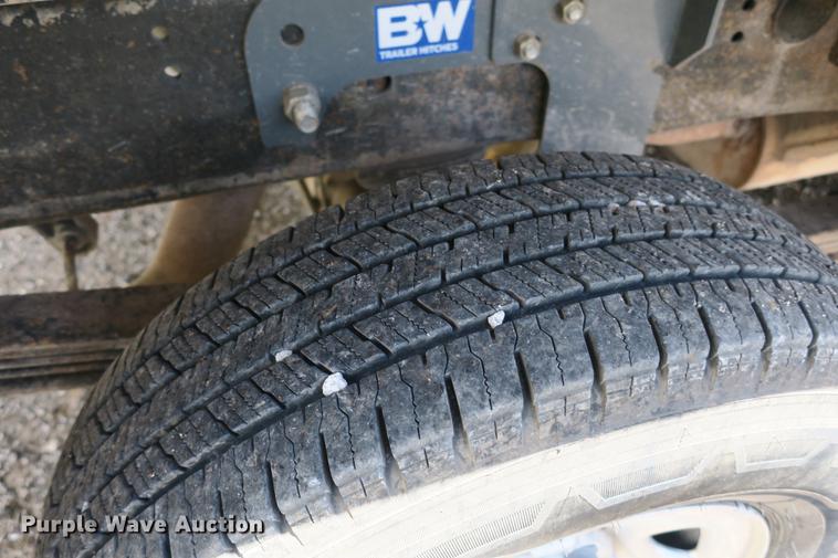 image for item DE3752 2004 Chevrolet Silverado 2500HD LS Ext. Cab pickup truck