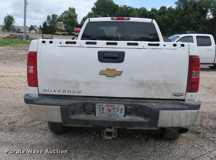 image for item DE3754 2008 Chevrolet Sliverado 2500HD pickup truck