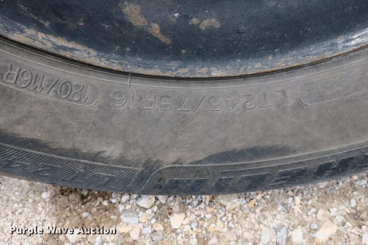 image for item DE3754 2008 Chevrolet Sliverado 2500HD pickup truck