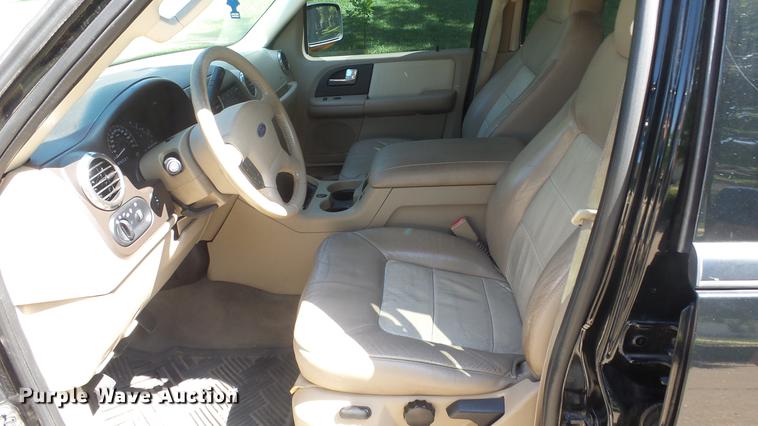 image for item DE7179 2003 Ford Expedition Eddie Bauer SUV