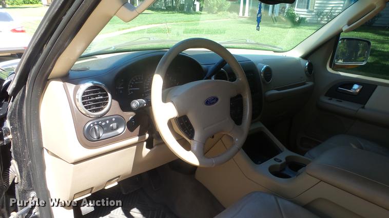 image for item DE7179 2003 Ford Expedition Eddie Bauer SUV