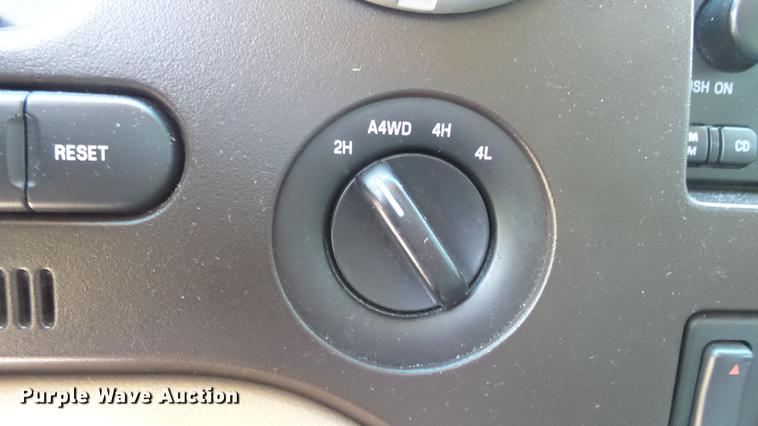 image for item DE7179 2003 Ford Expedition Eddie Bauer SUV