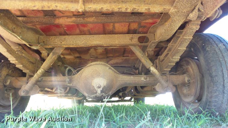 image for item DE7184 1952 International pickup truck