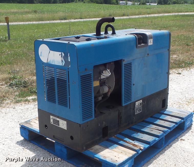 image for item DM9918 Miller Trailblazer 301G welder/generator