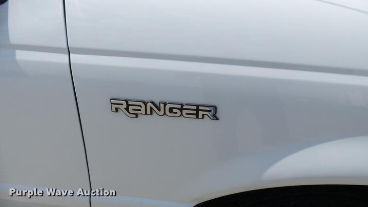 image for item DP9505 2004 Ford Ranger pickup truck