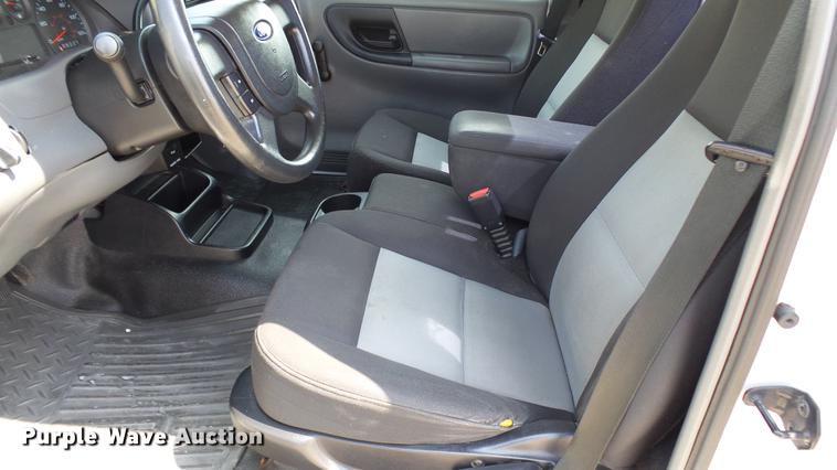 image for item DP9505 2004 Ford Ranger pickup truck
