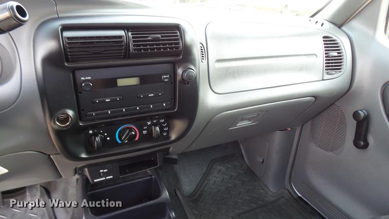 image for item DP9505 2004 Ford Ranger pickup truck