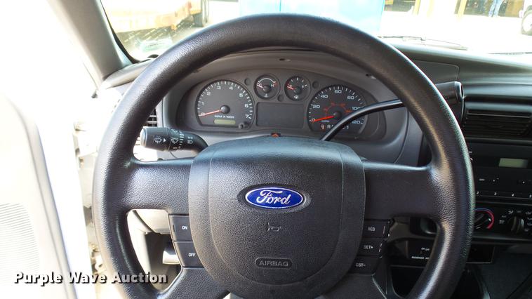 image for item DP9505 2004 Ford Ranger pickup truck