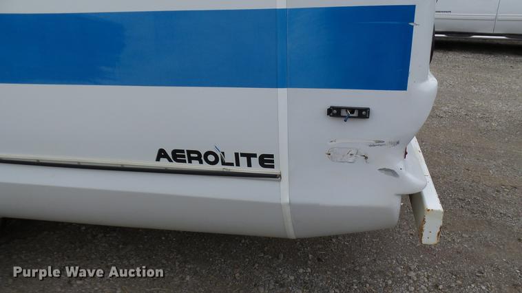 image for item DP9507 2000 Chevrolet Express G3500 Aerolite shuttle bus