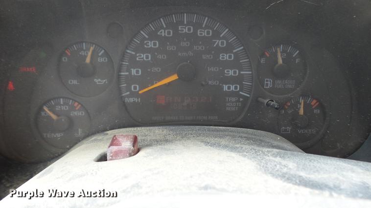 image for item DP9507 2000 Chevrolet Express G3500 Aerolite shuttle bus