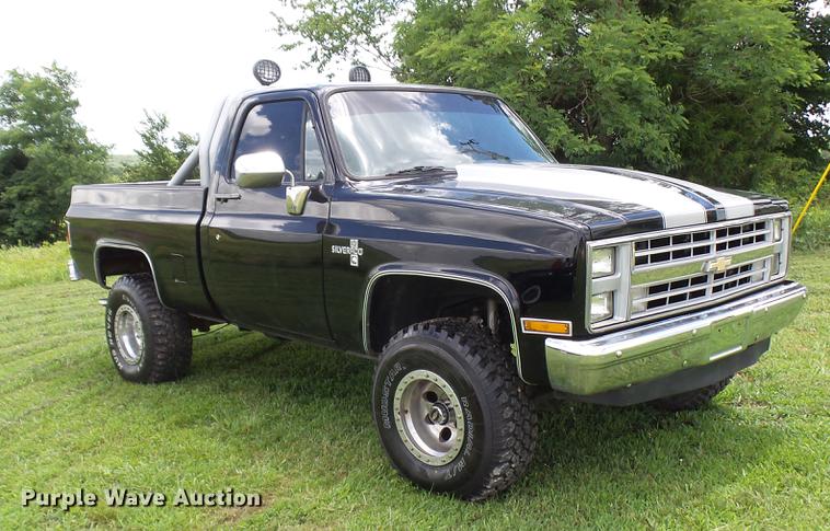 image for item DP9511 1985 Chevrolet C10 pickup truck