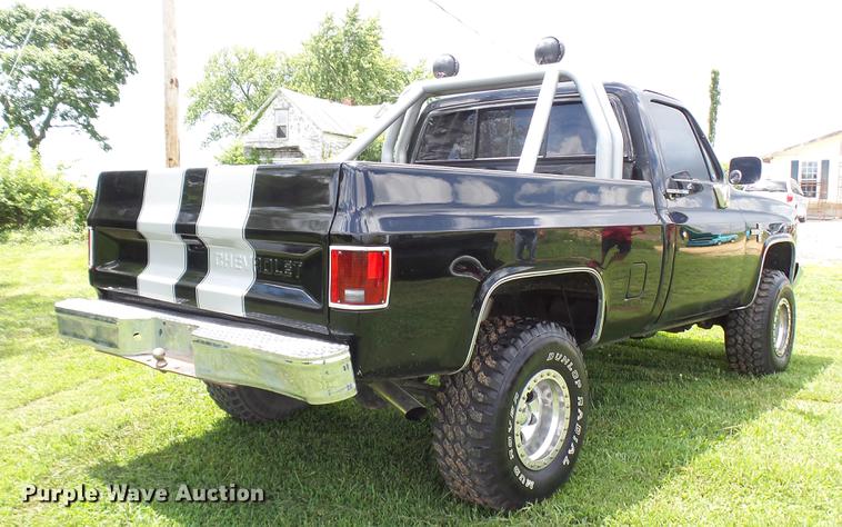 image for item DP9511 1985 Chevrolet C10 pickup truck