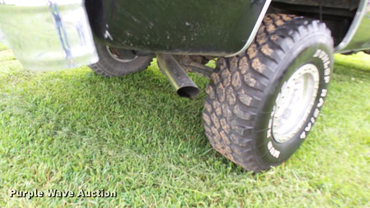 image for item DP9511 1985 Chevrolet C10 pickup truck