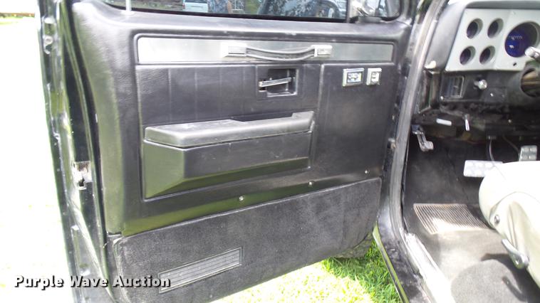 image for item DP9511 1985 Chevrolet C10 pickup truck