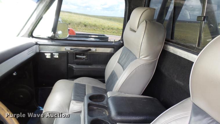 image for item DP9511 1985 Chevrolet C10 pickup truck