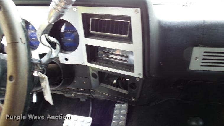 image for item DP9511 1985 Chevrolet C10 pickup truck