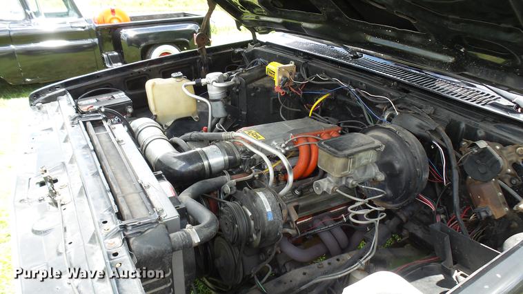 image for item DP9511 1985 Chevrolet C10 pickup truck