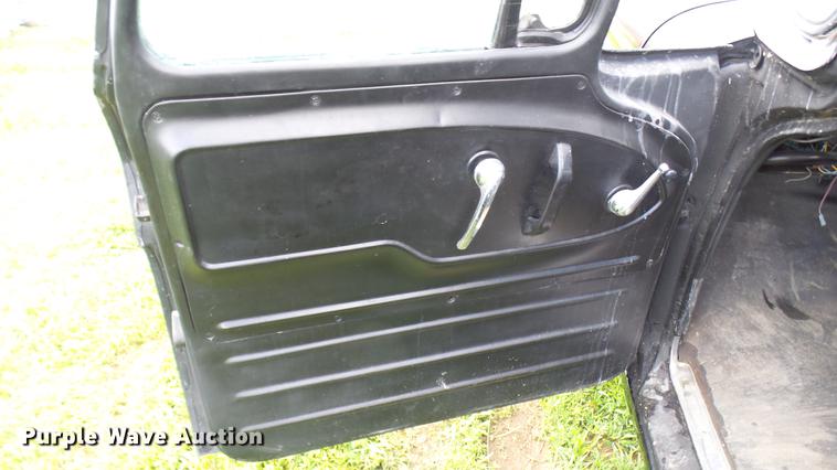 image for item DP9513 1963 Chevrolet C10 pickup truck