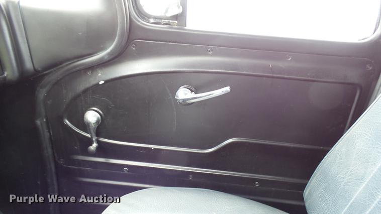 image for item DP9513 1963 Chevrolet C10 pickup truck