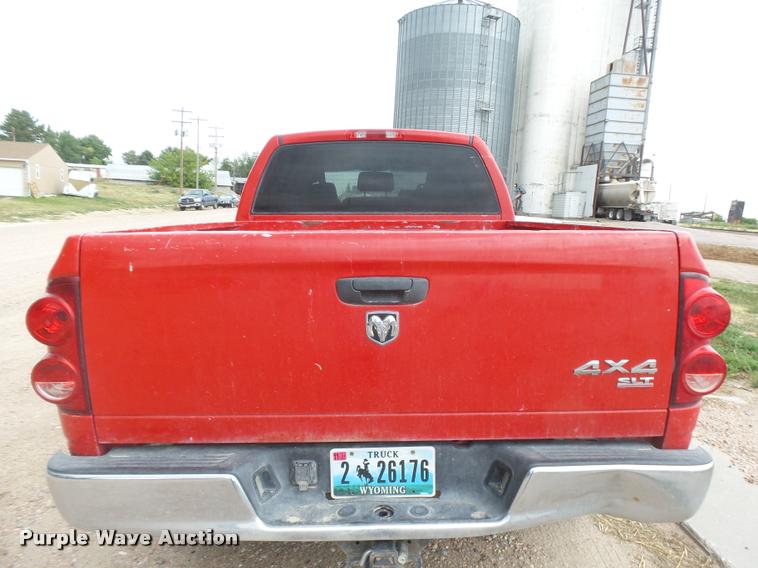 image for item DR9246 2007 Dodge Ram 1500 Mega Cab pickup truck