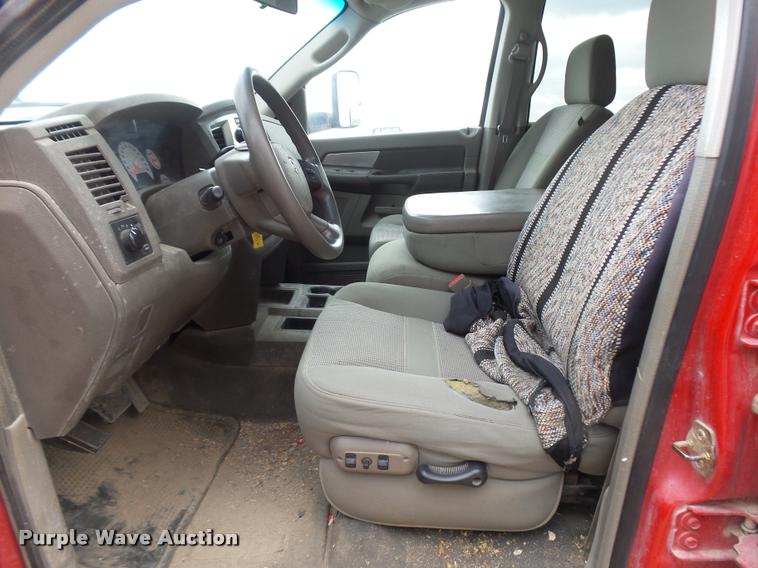 image for item DR9246 2007 Dodge Ram 1500 Mega Cab pickup truck